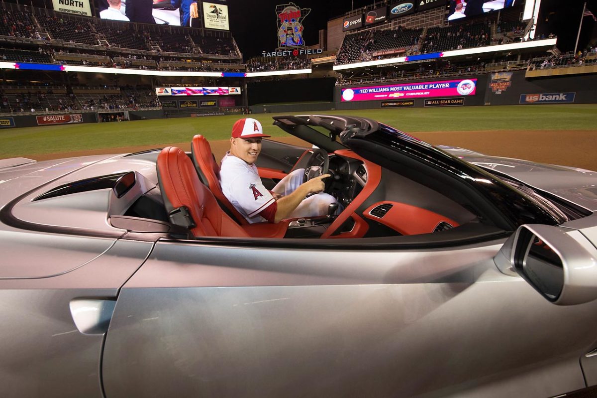 mike-trout_0.jpg